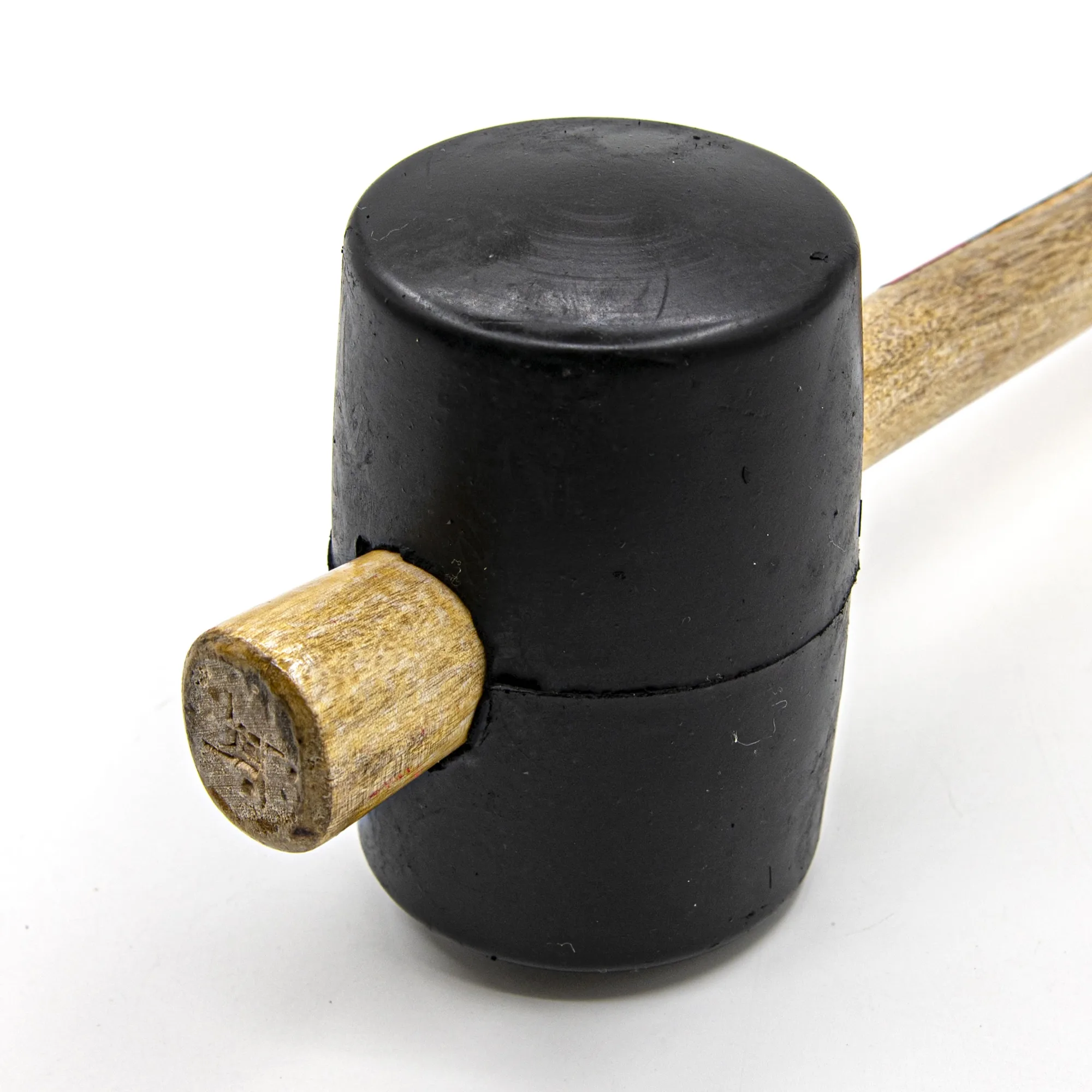 Киянка резиновая, деревянная рукоятка, 910г, (шт.)